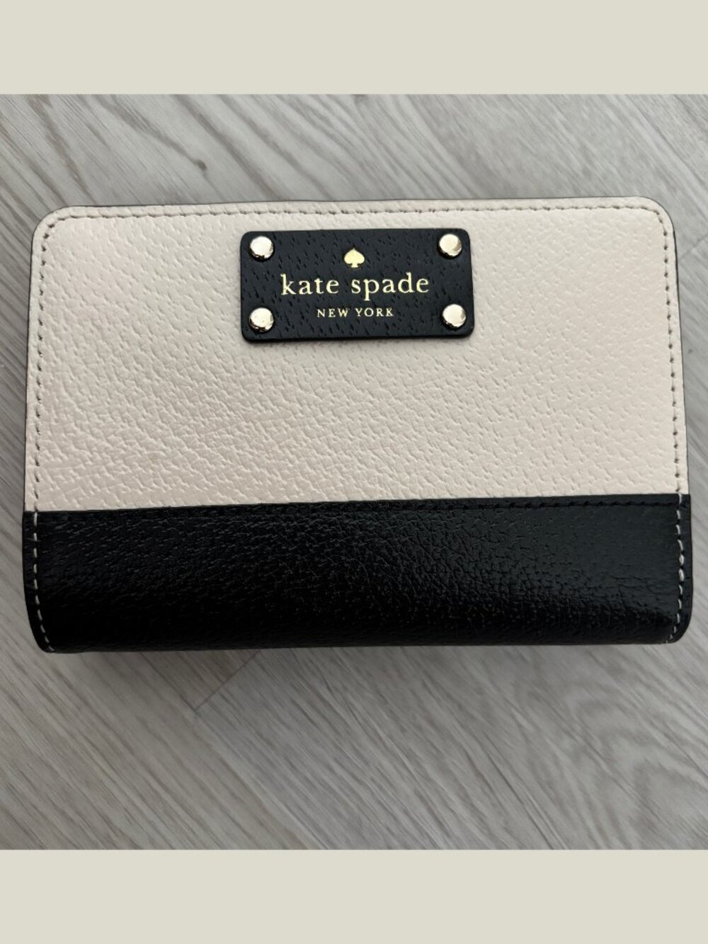 Kate Spade New York Cream and Black Small Bifold Leather Wallet